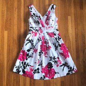 Fit and flare faux wrap dress with pockets size 8